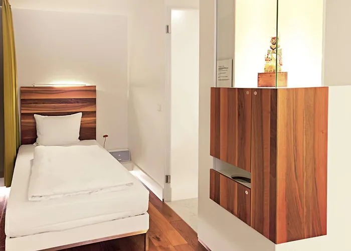 Hopper St. Josef 4* Colonia