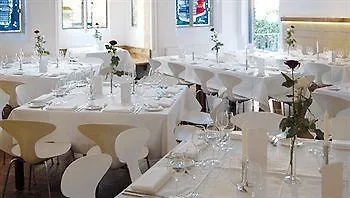 Hopper St. Josef Otel Köln