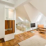 Hopper St. Josef Otel 4*