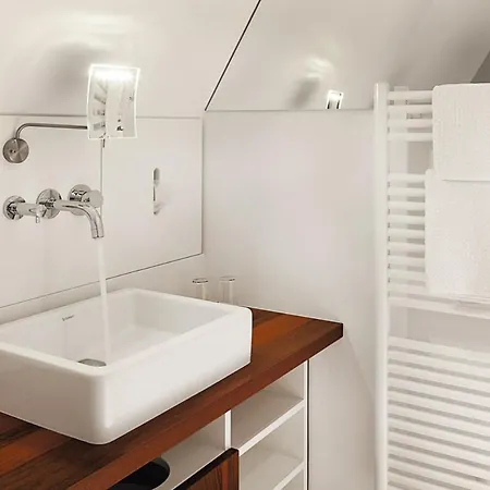 Hopper St. Josef Szálloda Köln